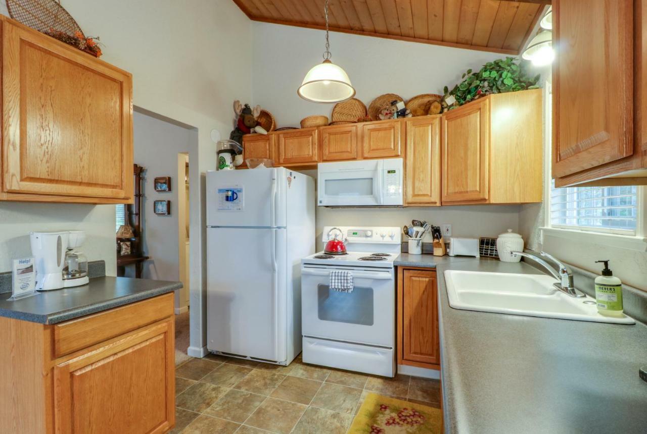 Hiker'S Home Groveland Exterior photo